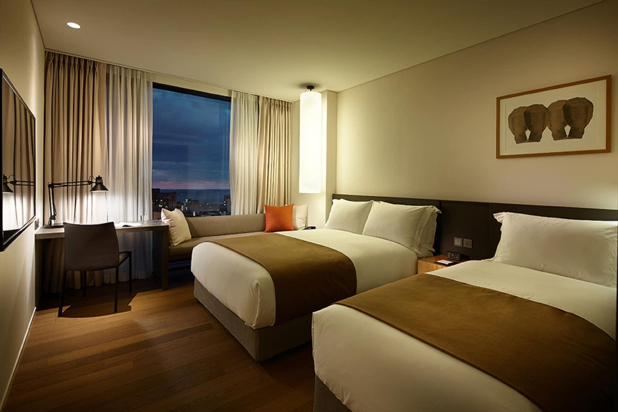 ชิลลา สเตย์ เชจู Hotel เมืองเชจู ภายนอก รูปภาพ